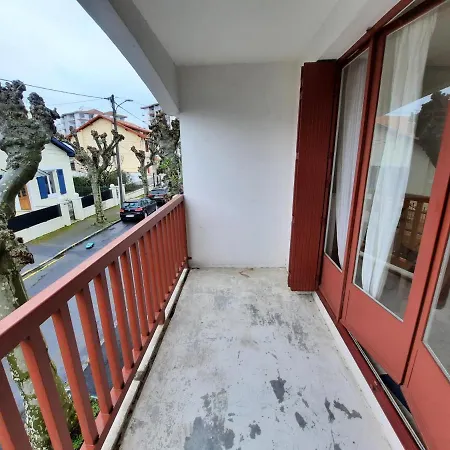 Apartment T2 Moderne A Avec Parking, Proche Plages Et Commerces - Fr-1-239-907 *