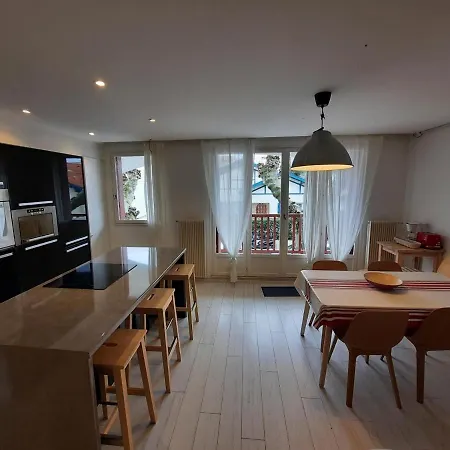 T2 Moderne A Avec Parking, Proche Plages Et Commerces - Fr-1-239-907 Апартаменты Биарриц